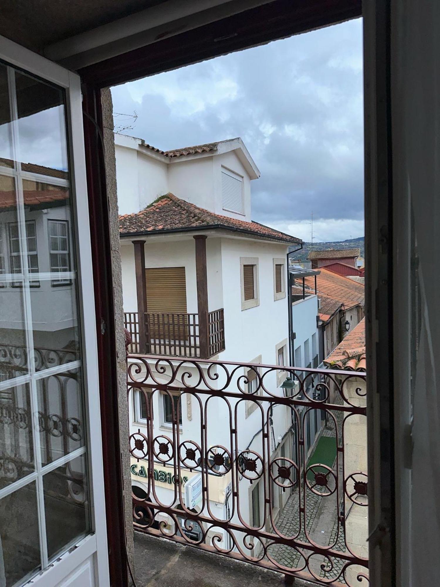 Alojamento Central Chaves Esterno foto