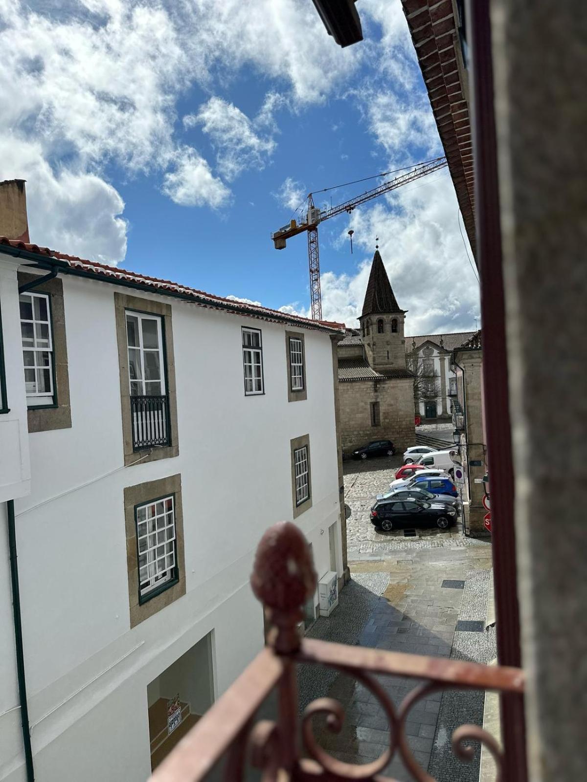 Alojamento Central Chaves Esterno foto